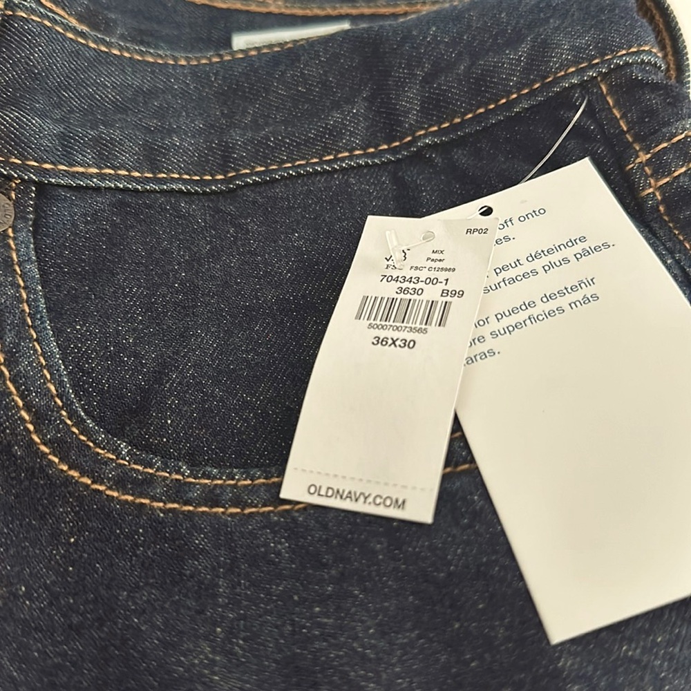 NWT- Old Navy Athletic Taper Built in Tough Jeans Mens 36 x 30 Dark Indigo